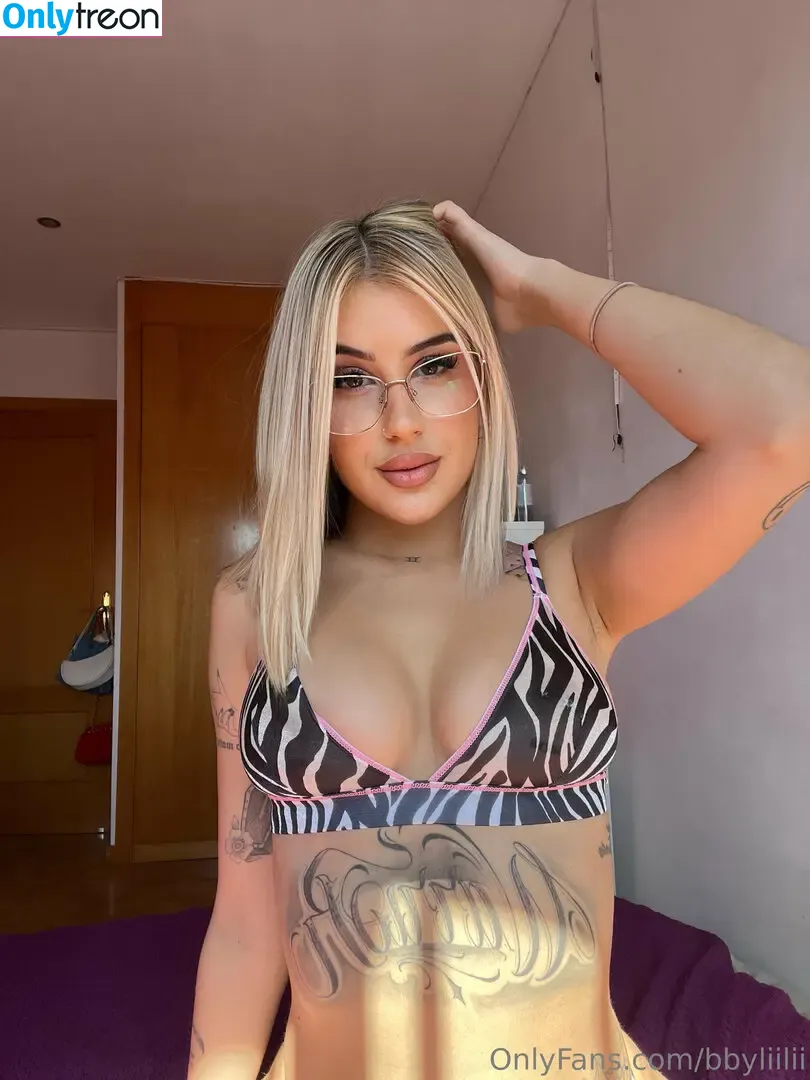 bbyliilii nude photo #0380 (bbyliilii)