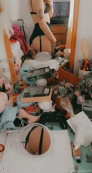  nude photo #0005