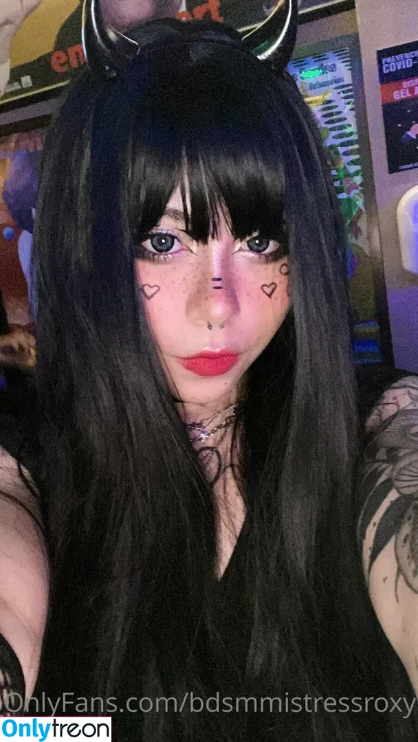 bdsmmistressroxy голая photo #0076 (bdsmmistressroxy)