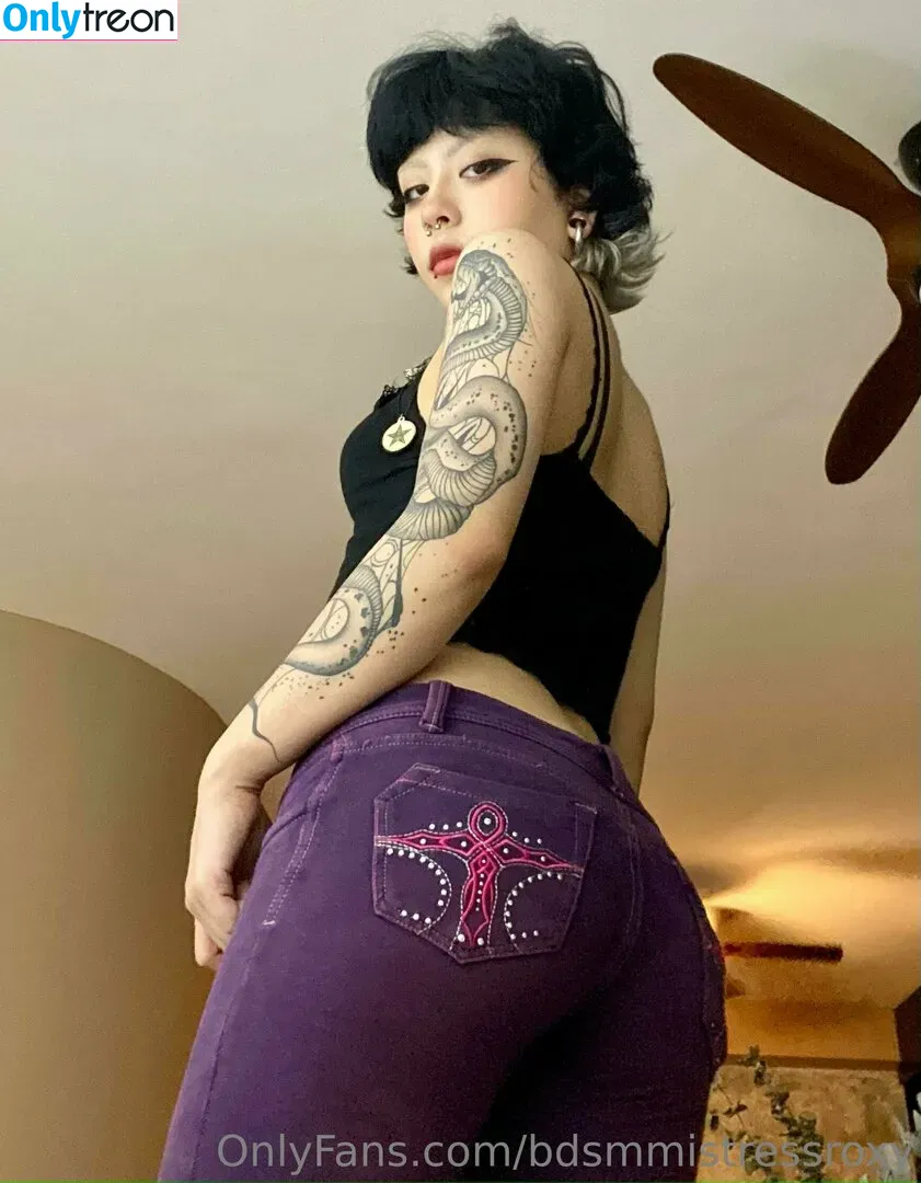 bdsmmistressroxy голая photo #0112 (bdsmmistressroxy)