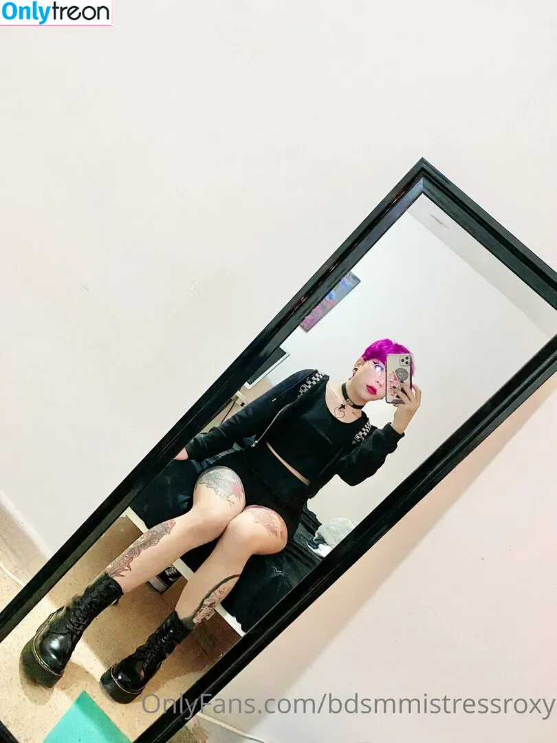 bdsmmistressroxy nude photo #0126 (bdsmmistressroxy)