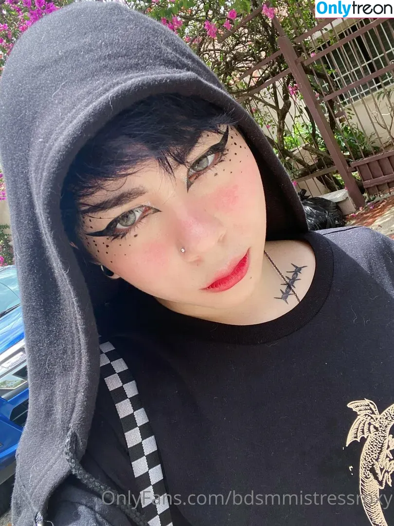 bdsmmistressroxy голая photo #0254 (bdsmmistressroxy)