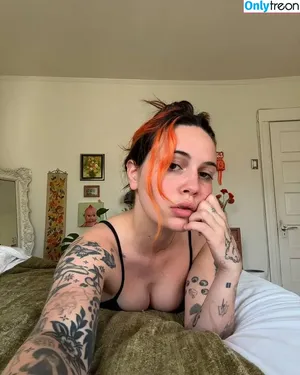 Bea Miller / beamiller фото голая #0293