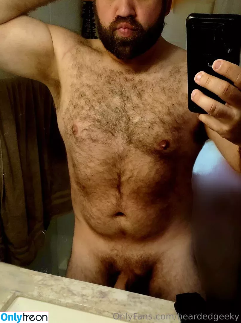 beardedgeeky nude photo #0041 (bearded_and_geeky)