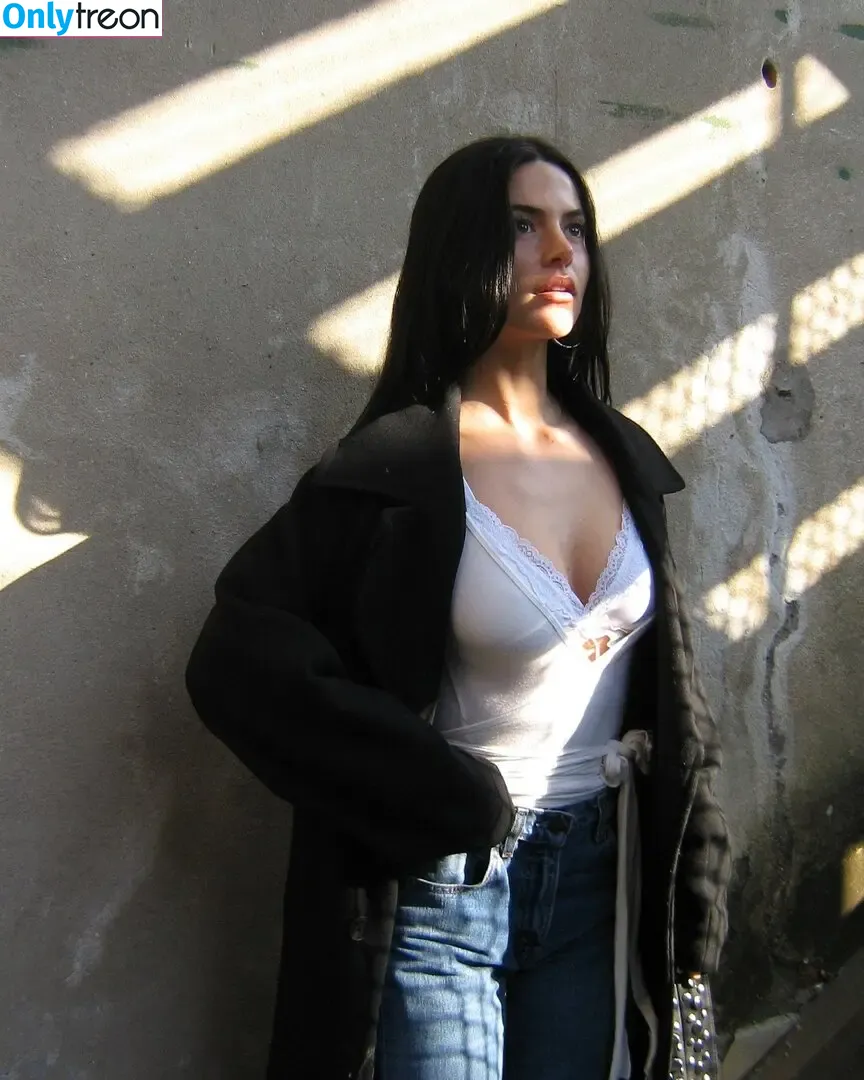 Beatrice Barichella nude photo #0155 (beatrjxe)