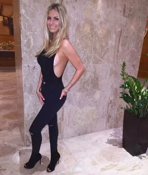 Beatrice Bouchard / beatricebouchard фото голая #0107