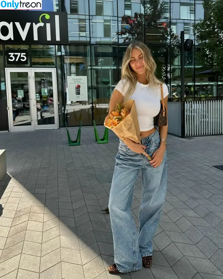 Beatrice Bouchard nude photo #0181 (beatricebouchard)