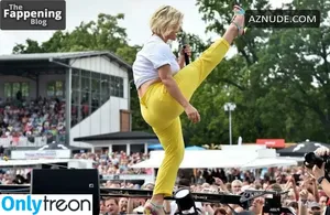 Beatrice Egli / beatrice_egli / beatrice_egli_offiziell фото голая #0891