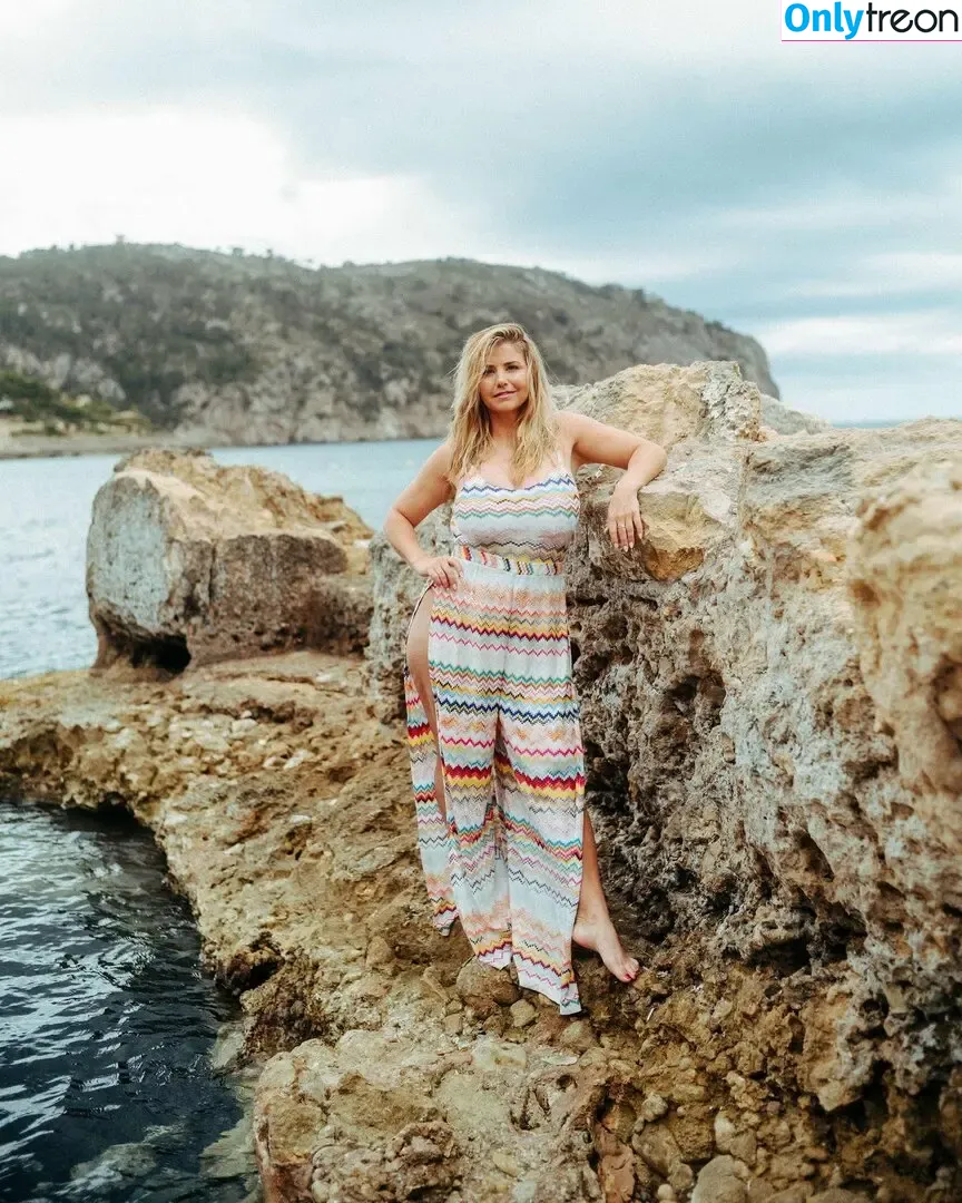 Beatrice Egli голая photo #0009 (beatrice_egli / beatrice_egli_offiziell)