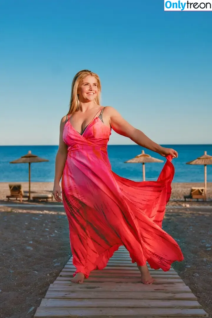 Beatrice Egli голая photo #0875 (beatrice_egli / beatrice_egli_offiziell)