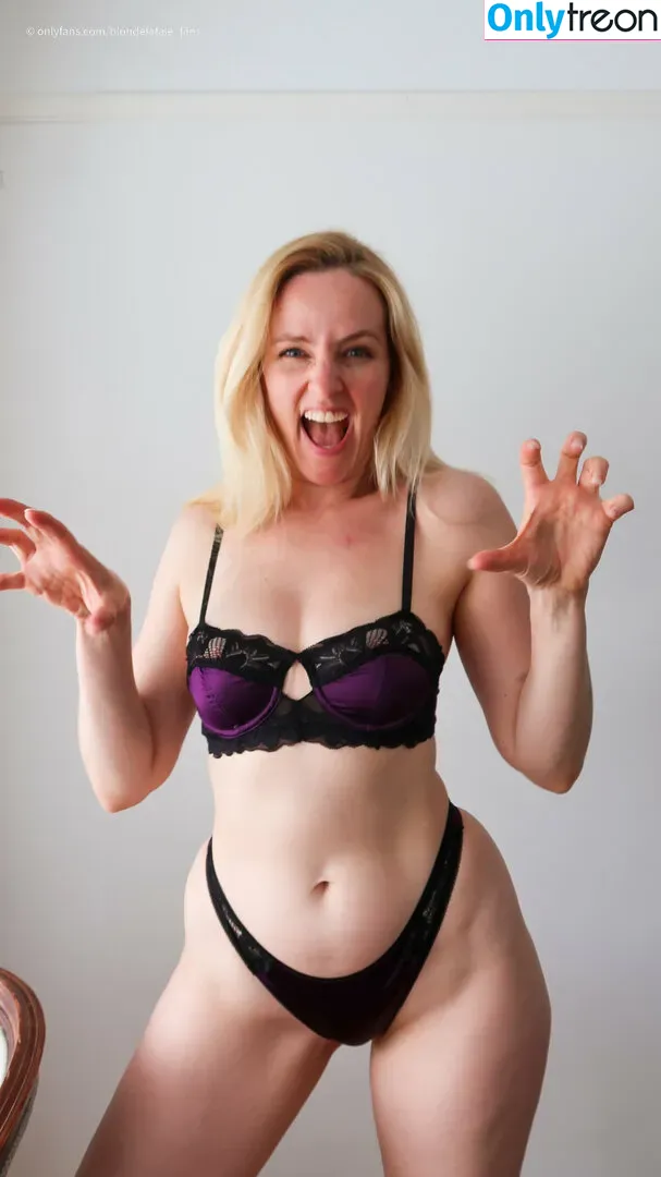 beatricehartley nude photo #0084 (itsbeahartley)