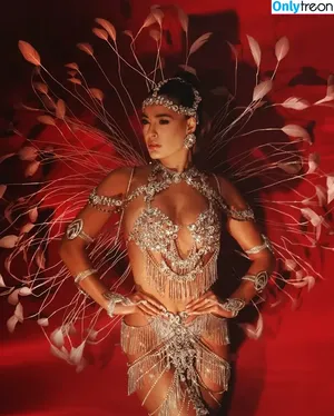 Beatriz Reis / beatrizreisbrasil nude photo #0046