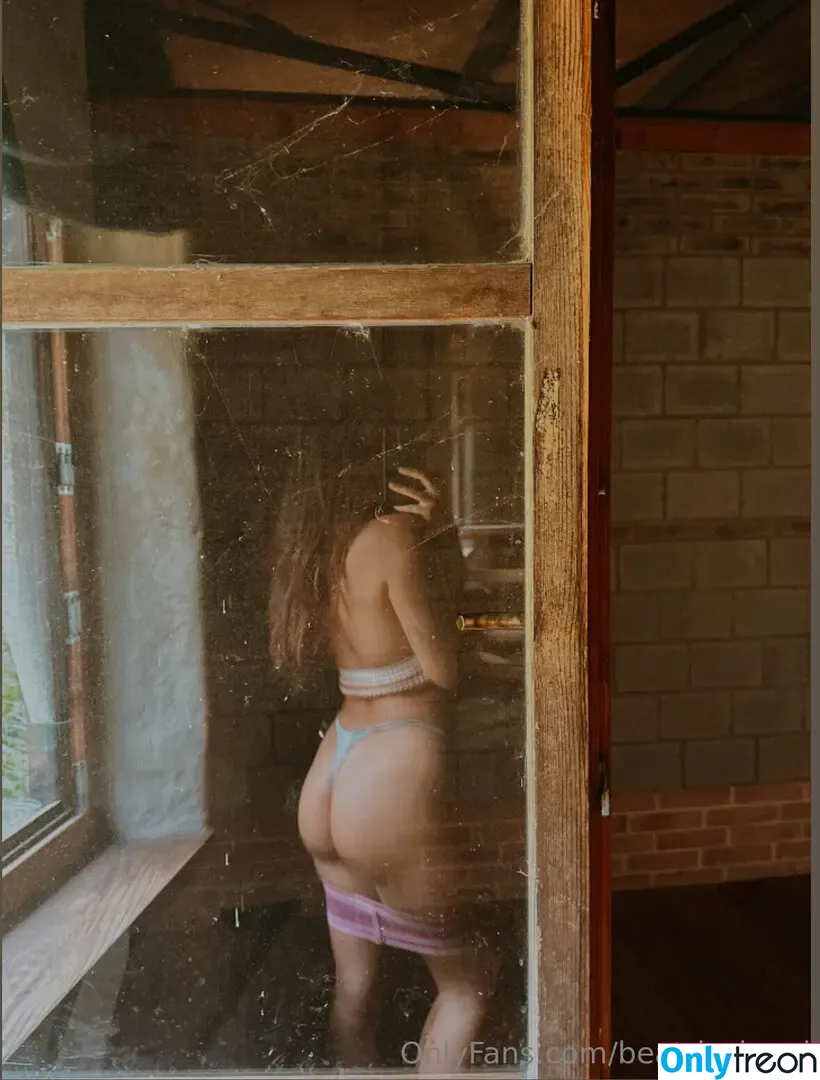 beatrizalgeni nude photo #0022 (beatrizalgeni)