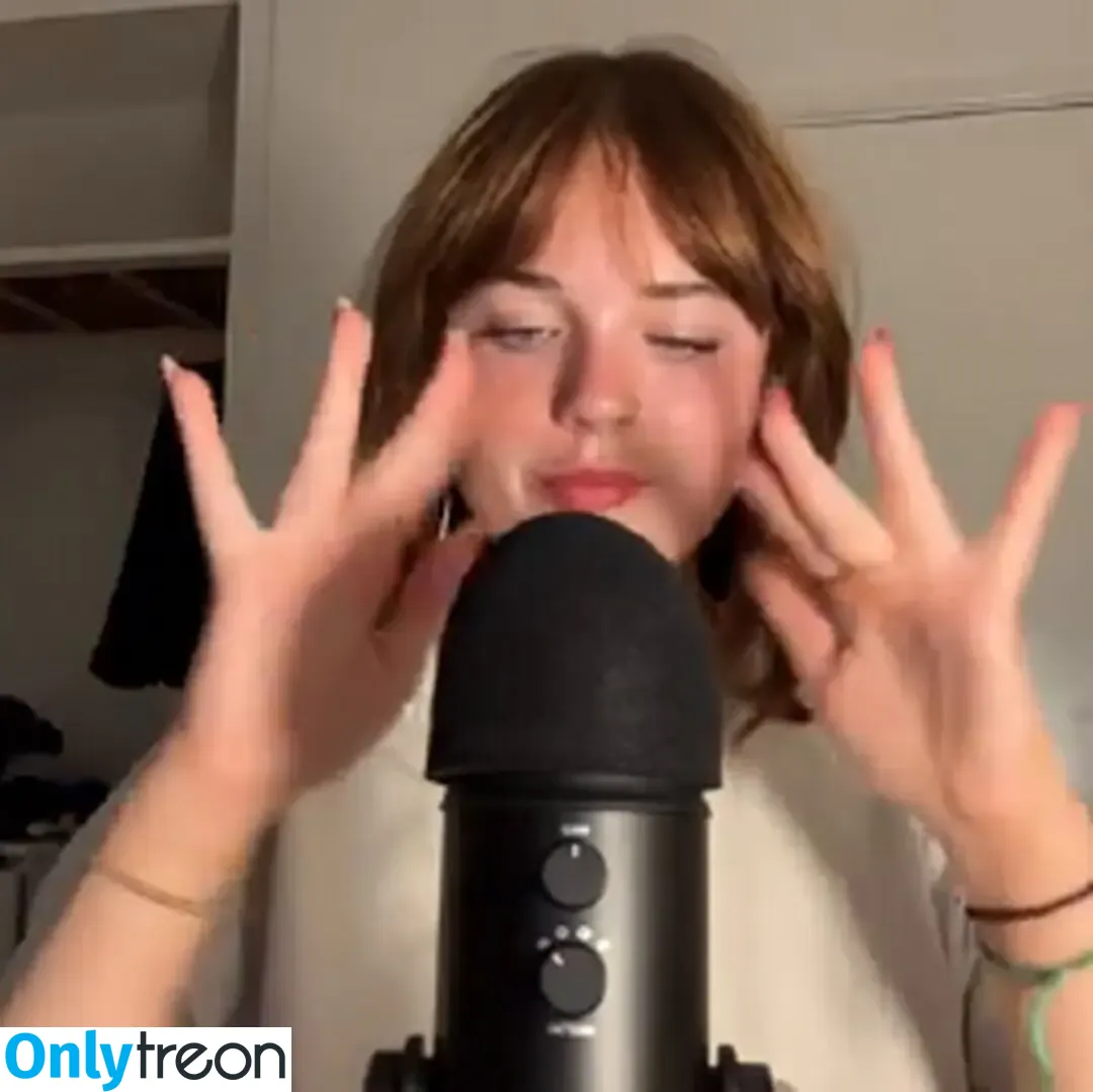 Beaux ASMR nude photo #0012 (BeauxASMR462 / beauxasmr)