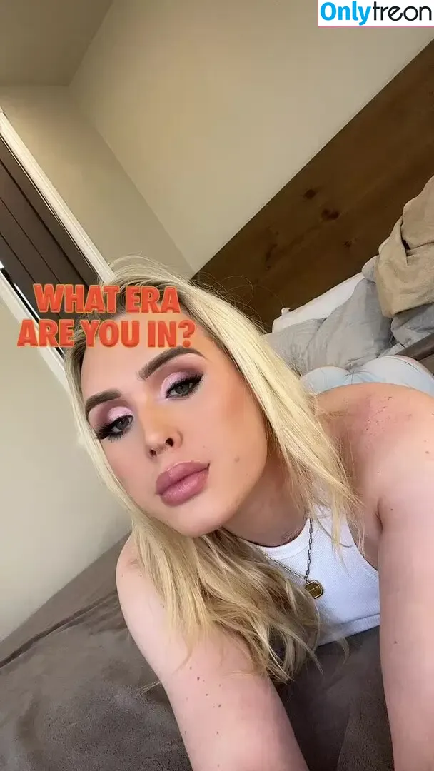 Bebe Chloe nude photo #0005 (babybee23x / bebeamadeus)