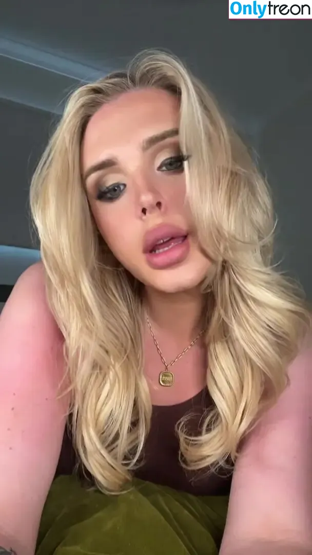 Bebe Chloe nude photo #0008 (babybee23x / bebeamadeus)