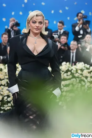 Bebe Rexha / beberexha / skylinevexx фото голая #0811