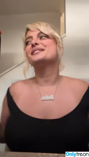 Bebe Rexha / beberexha / skylinevexx фото голая #0998