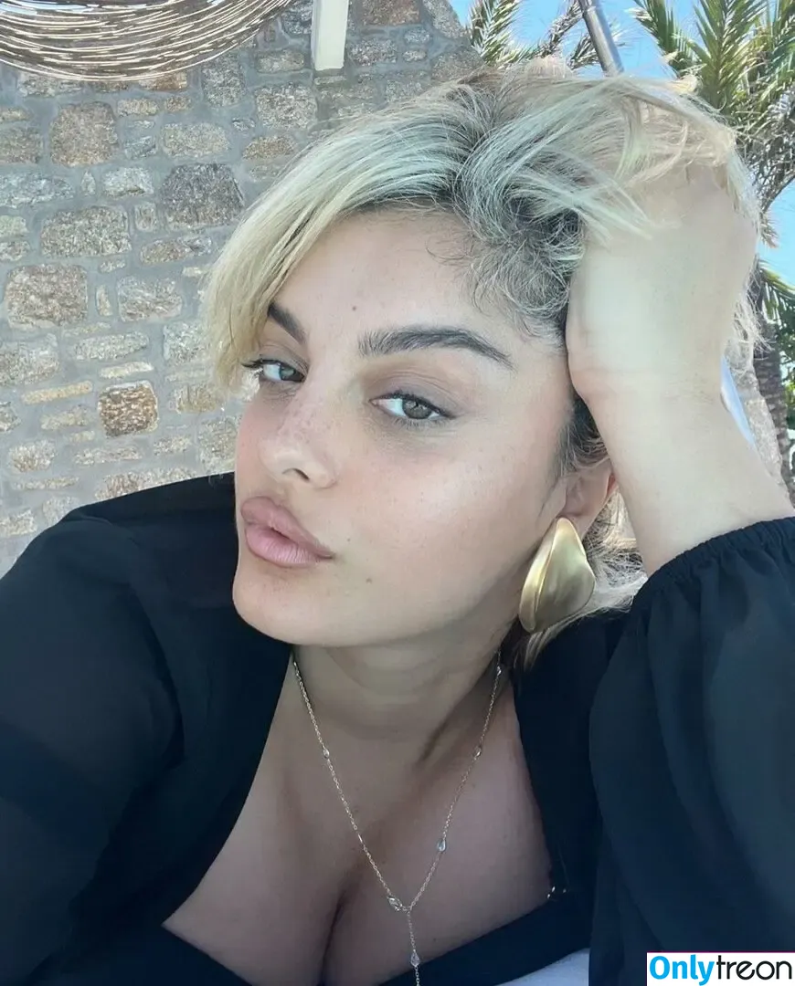 Bebe Rexha голая photo #0670 (beberexha / skylinevexx)