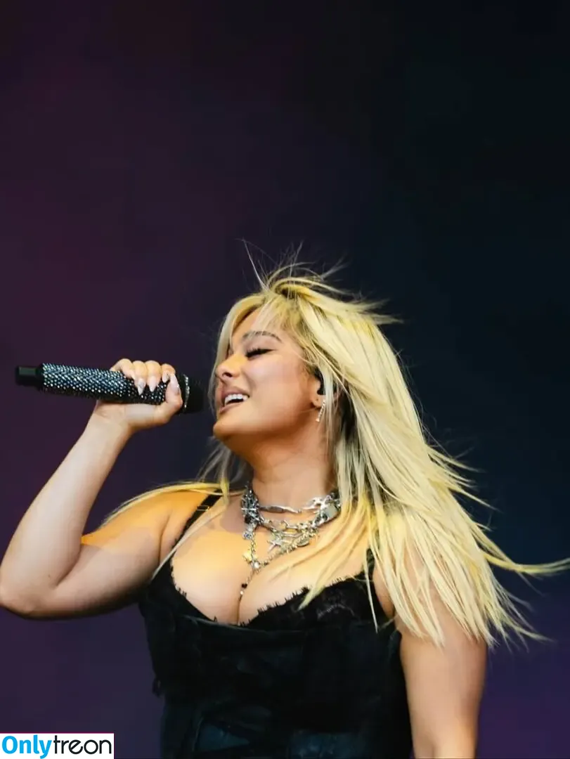Bebe Rexha голая photo #0980 (beberexha / skylinevexx)