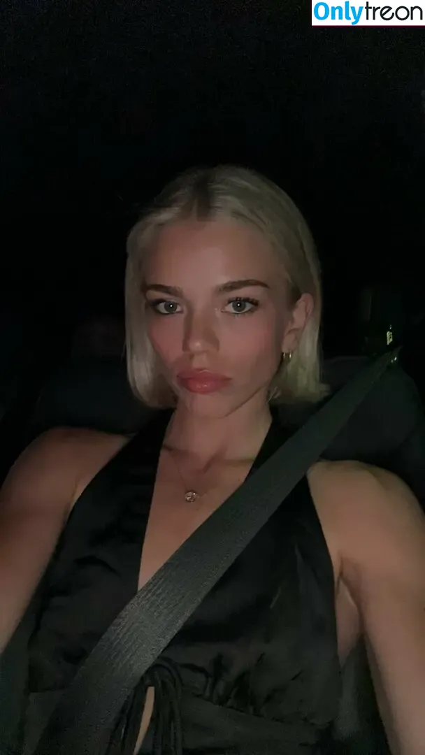 Becca Means nude photo #0384 (bbnoboobs / beccameans)