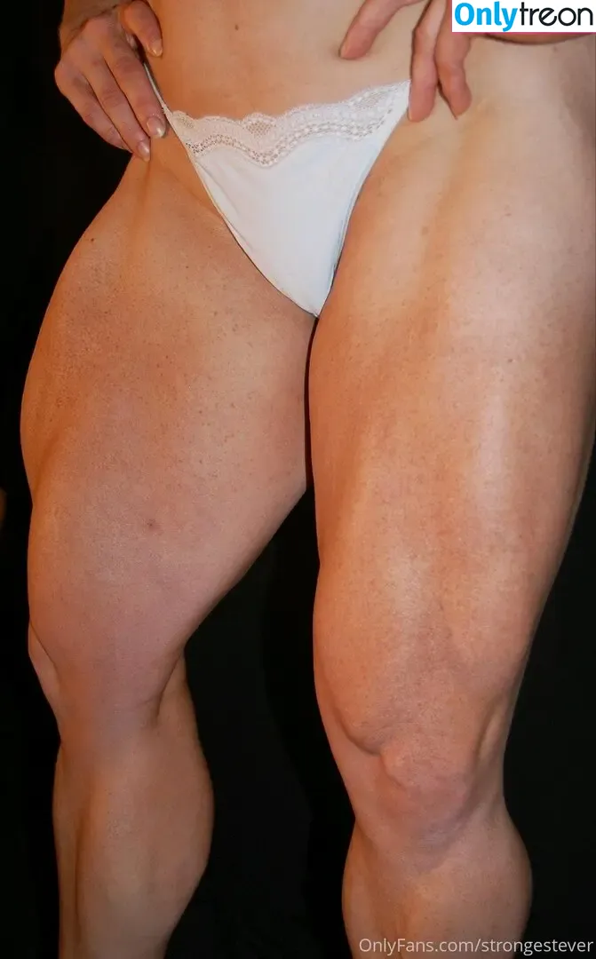 Becca Swanson nude photo #0007 (bigbeccaswanson)