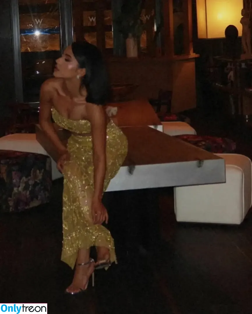 Becky G nude photo #1567 (Reggaeton singer / iambeckyg / missbeckyfeet)