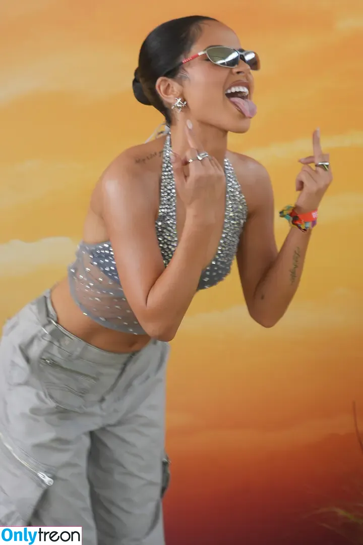 Becky G nude photo #1863 (Reggaeton singer / iambeckyg / missbeckyfeet)