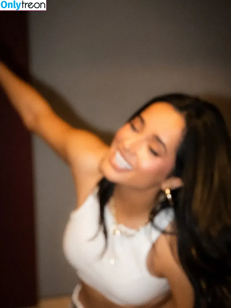 Becky G nude photo #1882 (Reggaeton singer / iambeckyg / missbeckyfeet)