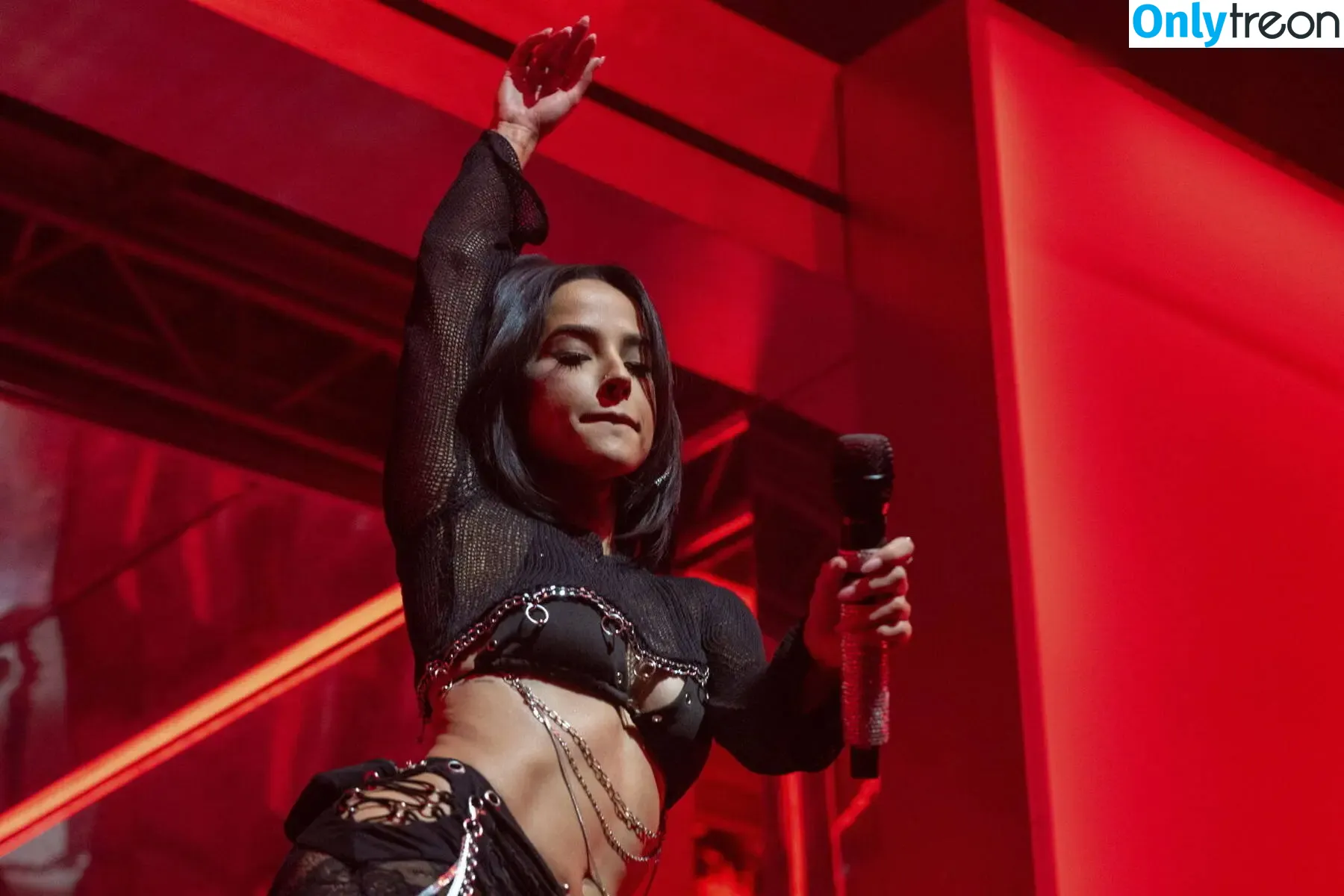 Becky G nude photo #1897 (Reggaeton singer / iambeckyg / missbeckyfeet)