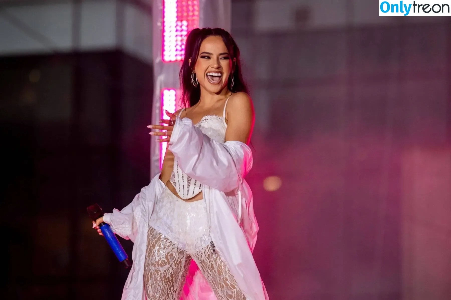 Becky G nude photo #1934 (Reggaeton singer / iambeckyg / missbeckyfeet)
