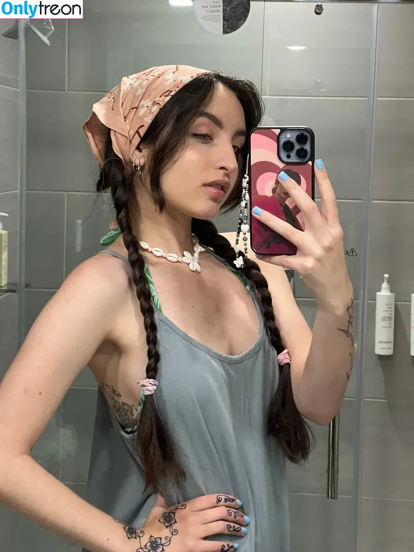 Beebee ASMR голая photo #0052 (beebeeasmr / beebeeasmr18 / weloveasmr)