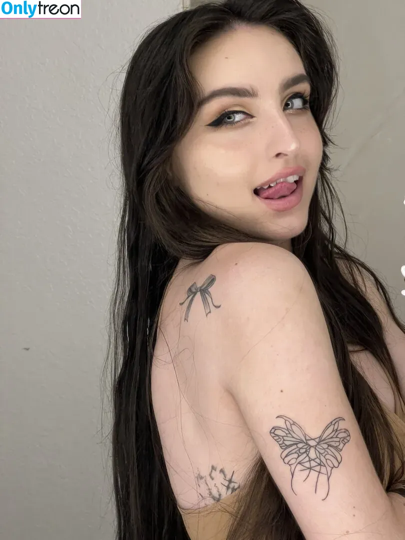 Beebee ASMR голая photo #0138 (beebeeasmr / beebeeasmr18 / weloveasmr)