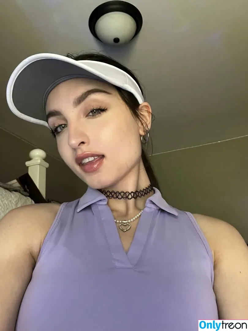 Beebee ASMR nude photo #0199 (beebeeasmr / beebeeasmr18 / weloveasmr)