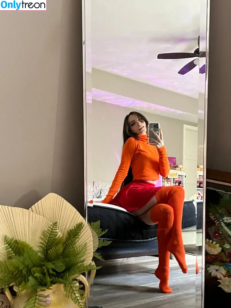 Beebee ASMR nude photo #0234 (beebeeasmr / beebeeasmr18 / weloveasmr)