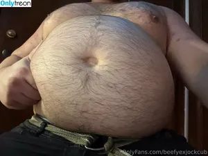 beefyexjockcub / beefybjerky nude photo #0047