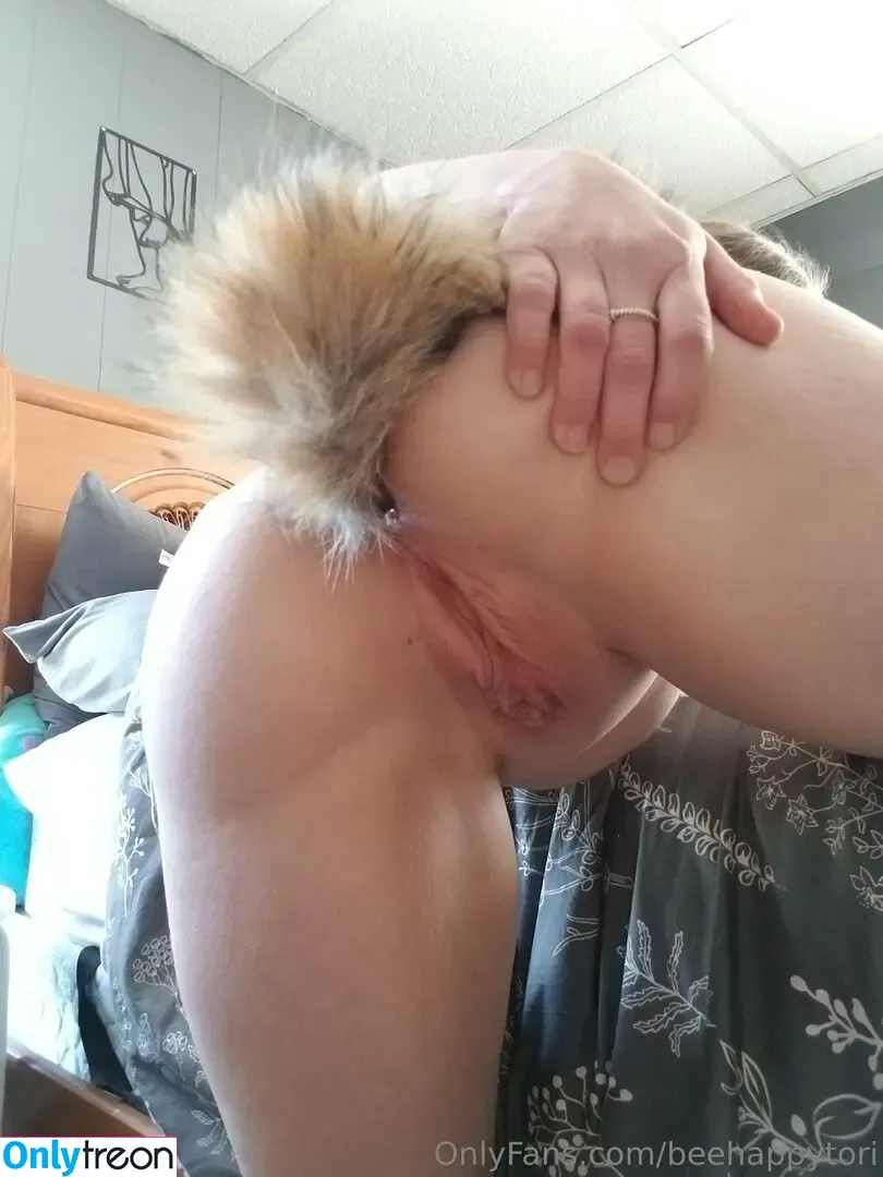beehappytori nude photo #0034 (beehappytori)