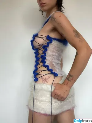  nude photo #0001