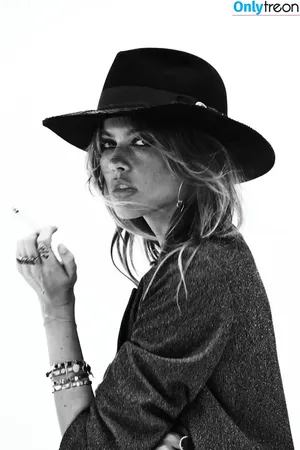 Behati Prinsloo / behatiprinsloo nude photo #0040