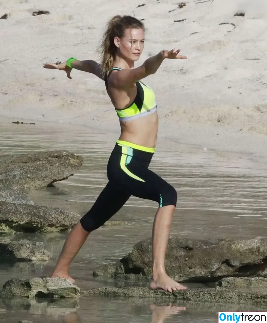 Behati Prinsloo nude photo #0145 (behatiprinsloo)
