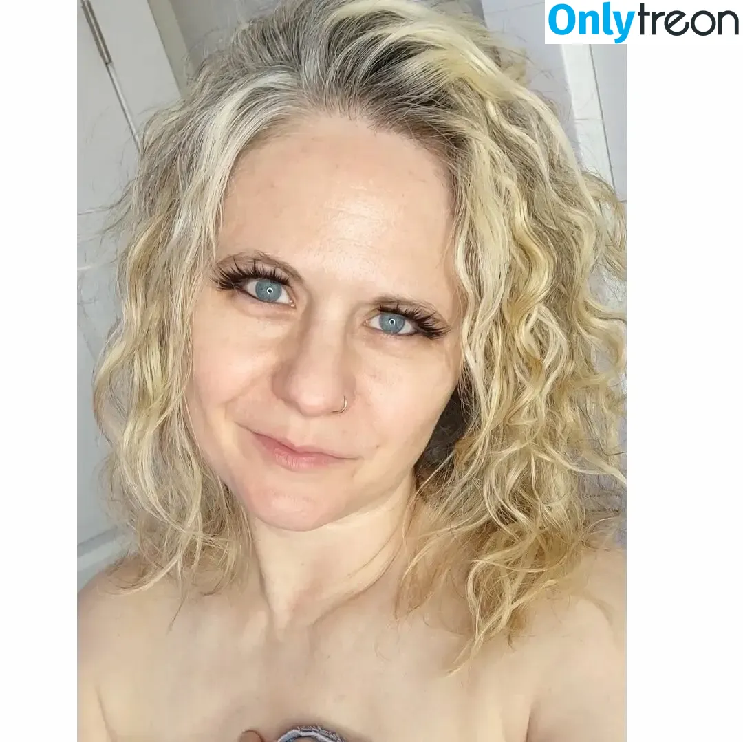 Bekah Butterfly nude photo #0057 (Bekah.butterfly / milfbutterfly)