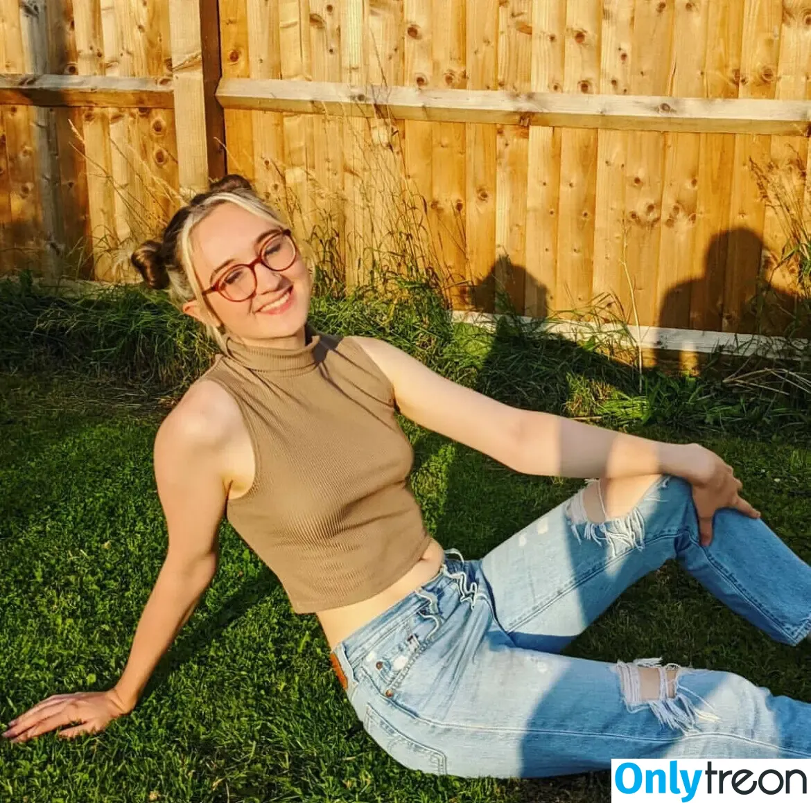 Bekyamon nude photo #0003 (Bekyamon)