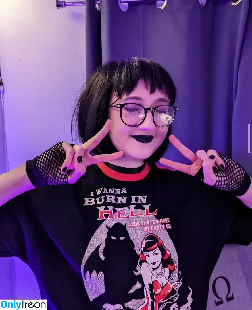 Bekyamon nude photo #0004 (Bekyamon)