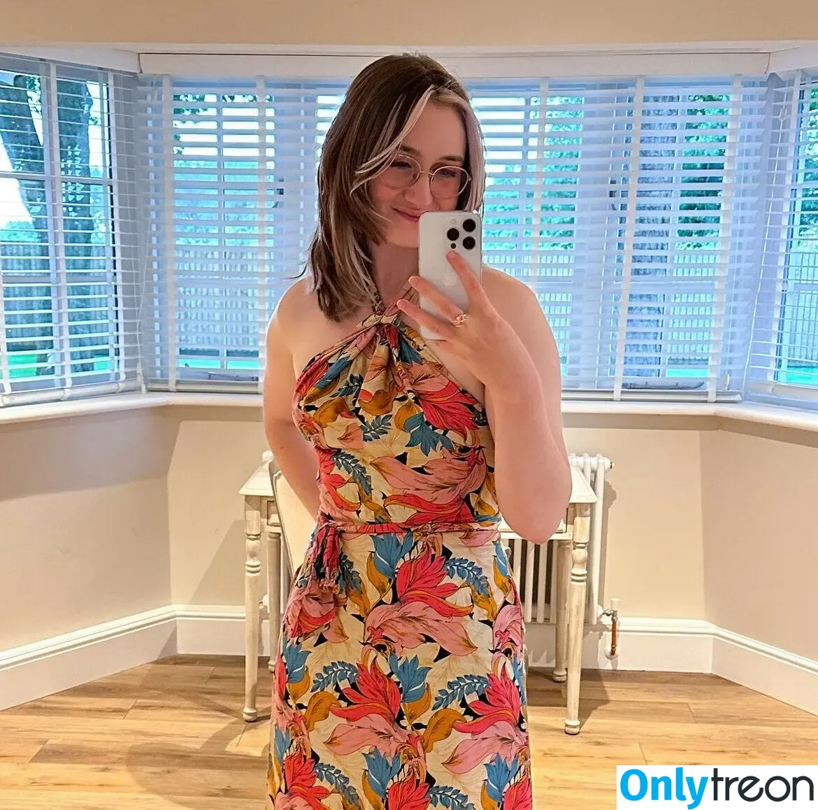 Bekyamon nude photo #0021 (Bekyamon)