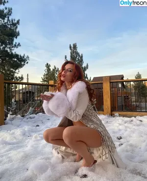Bella Thorne / bellathorne nude photo #4313