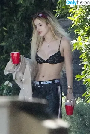 Bella Thorne / bellathorne nude photo #4372