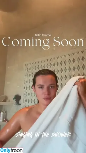 Bella Thorne / bella.thorne / bellathorne nude photo #4442