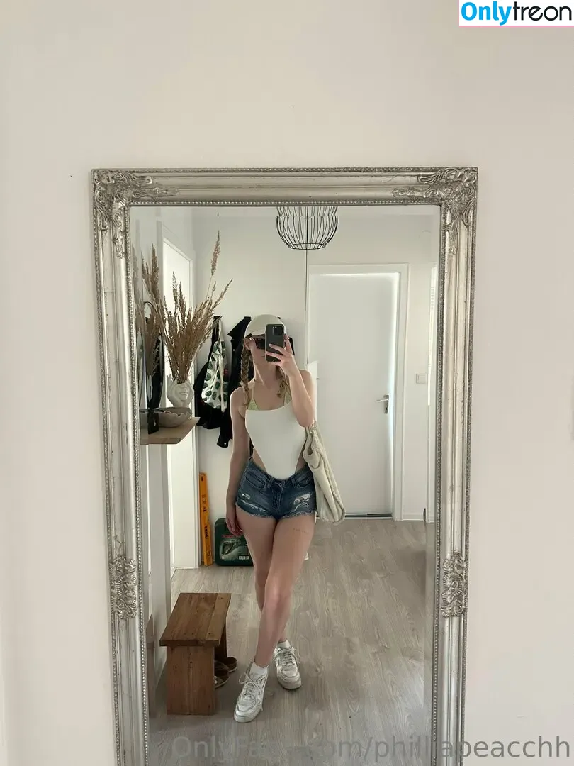 bellaaraee голая photo #0058 (bellaaraee_)