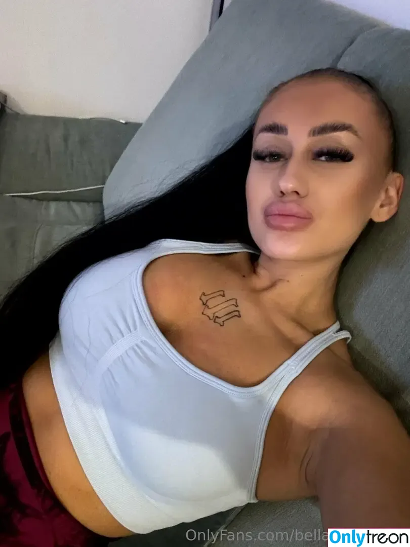 bellaauroraaaa nude photo #0009 (bellaaauroraaa)