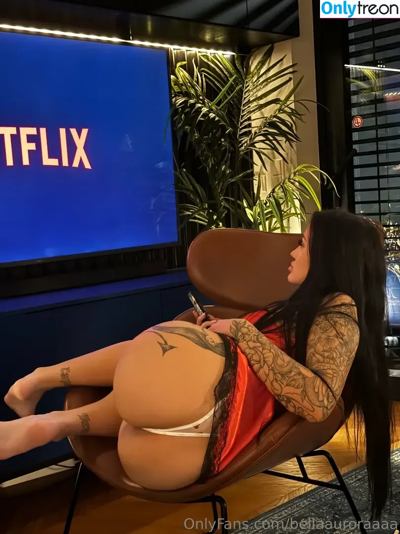 bellaauroraaaa nude photo #0025 (bellaaauroraaa)